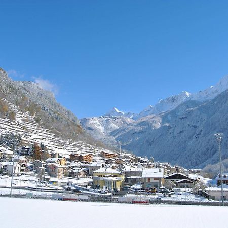 Casa Vacanza La Rocca Chiesa in Valmalenco Buitenkant foto
