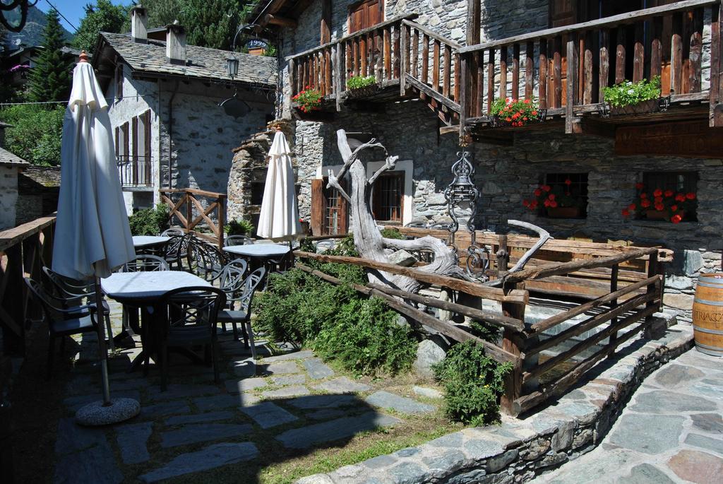 Casa Vacanza La Rocca Chiesa in Valmalenco Buitenkant foto