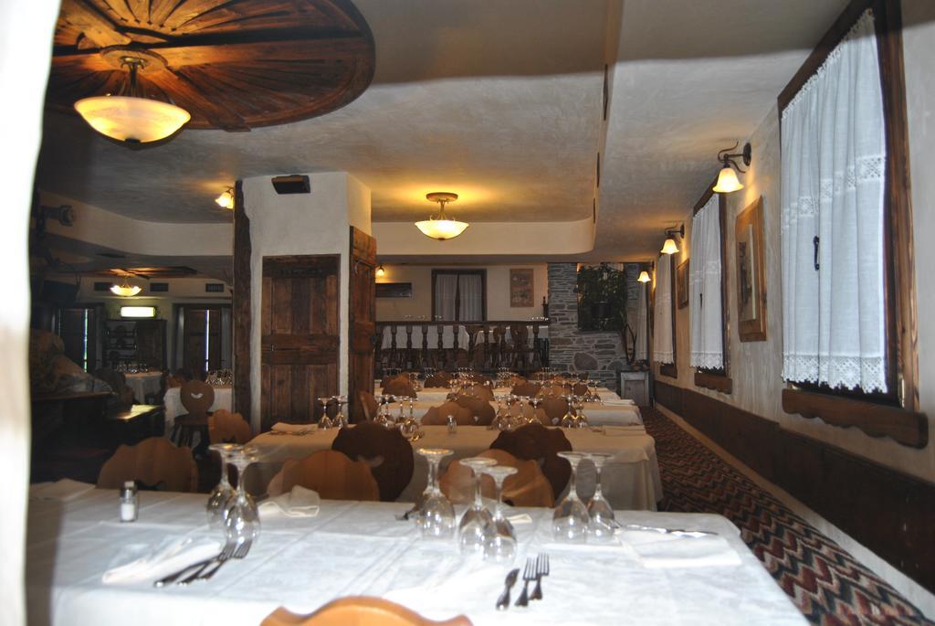 Casa Vacanza La Rocca Chiesa in Valmalenco Buitenkant foto