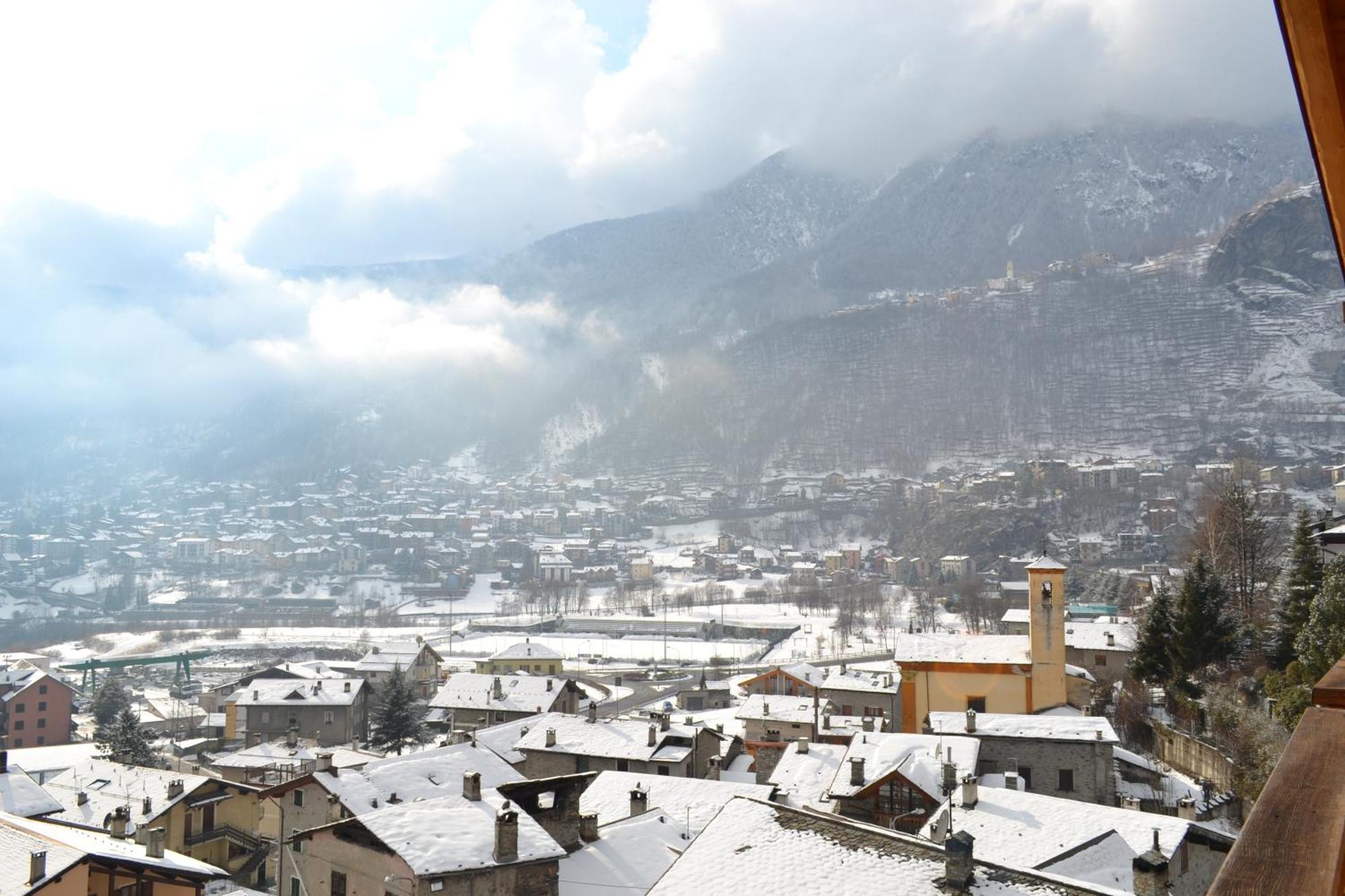 Casa Vacanza La Rocca Chiesa in Valmalenco Buitenkant foto