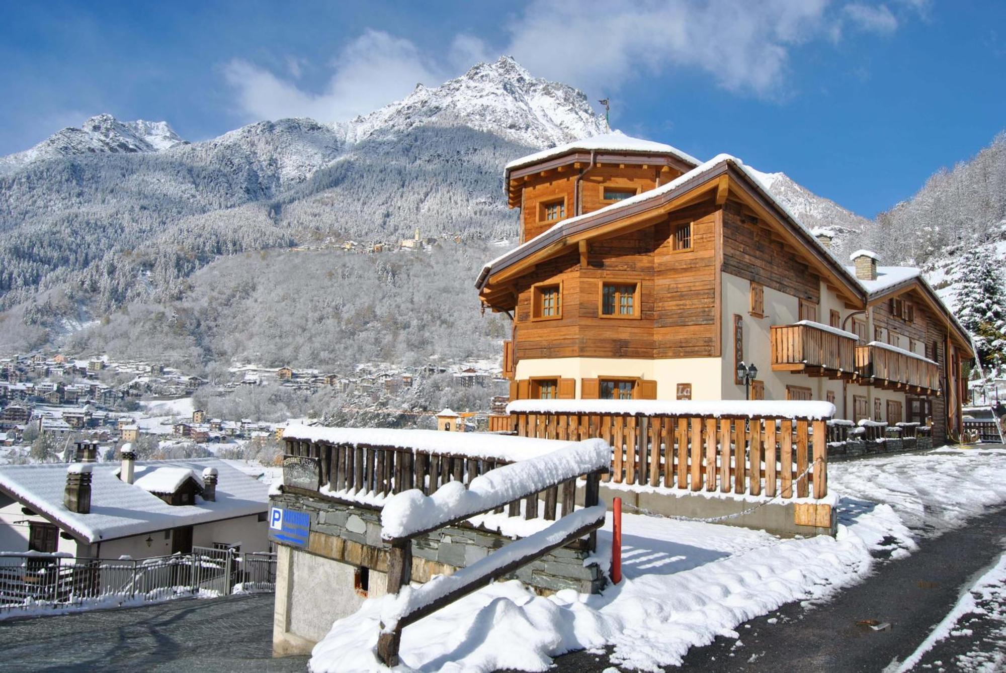 Casa Vacanza La Rocca Chiesa in Valmalenco Buitenkant foto