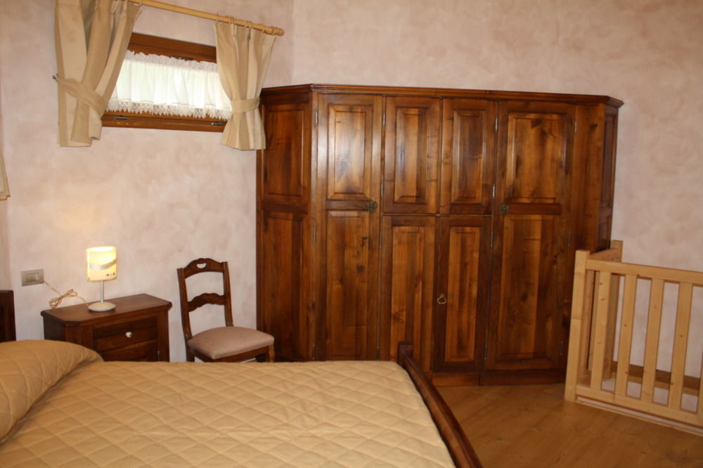 Casa Vacanza La Rocca Chiesa in Valmalenco Buitenkant foto